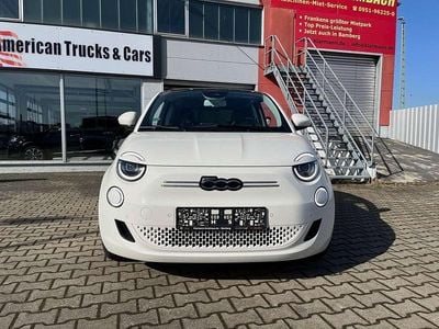 Gebraucht Fiat 500e Icon 86 kW (118 PS) 2022 Colore esterno (arktisweiß) Kleinwagen