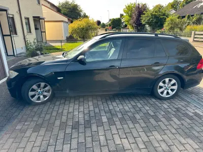 Gebraucht BMW 320 150 PS (110 kW) 2006 Schwarz Kombi