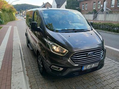 Ford Tourneo