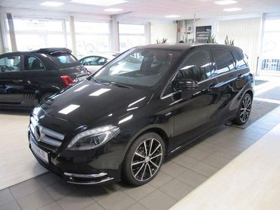 Gebraucht Mercedes B200 Edition 1 156 PS (114 kW) 2012 Schwarz Van / Kleinbus