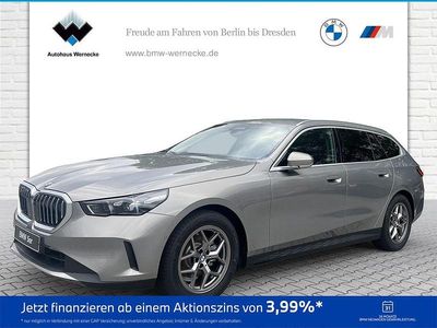 Oxidgrau ii metallic Neu 2025 BMW 520 Comfort Edition Kombi | 59.340 € (Guter Preis)