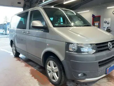 Gebraucht VW Multivan PanAmericana 179 PS (131 kW) 2011 Sandbeige metallic Van / Kleinbus
