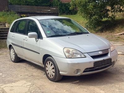 Suzuki Liana