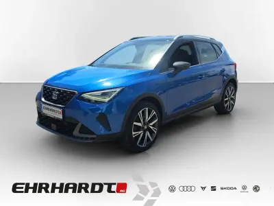 Używany Seat Arona FR 110 KM (80 kW) 2023 Niebieski SUV
