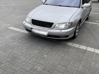 Gebraucht Opel Omega 150 PS (110 kW) 2003 Silber Kombi