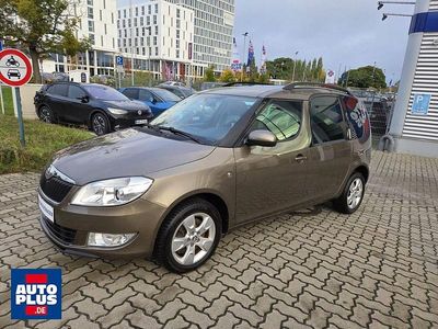 Braun Gebraucht 2013 Skoda Roomster Ambition Van / Kleinbus | 10.499 €