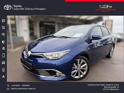 Gebraucht Toyota Auris Executive 116 PS (85 kW) 2017 Blau Limousine