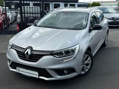 Gebraucht Renault Mégane GrandTour LIMITED 140 PS (102 kW) 2019 Grau Kombi