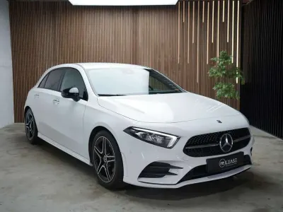Gebraucht Mercedes A180 AMG 136 PS (100 kW) 2020 Polarweiss  unilack Limousine