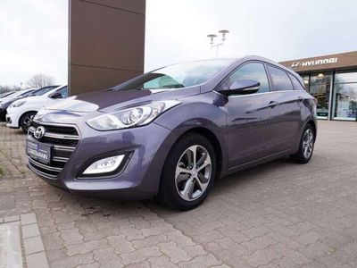 gebraucht Hyundai i30 Kombi 1.6 GDi blue Trend *SITZHEIZUNG/PDC*