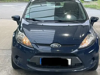 Gebraucht Ford Fiesta 90 PS (66 kW) 2009 Blau Kleinwagen