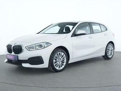 Weiß Gebraucht 2022 BMW 118 Advantage Kleinwagen | 21.105 € (Guter Preis)