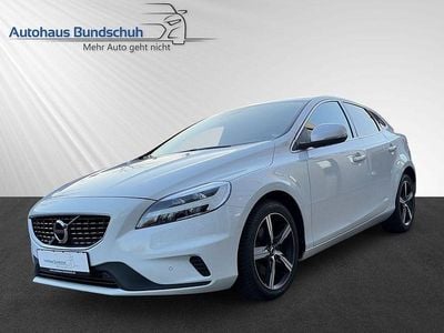 Gebraucht Volvo V40 R-Design 122 PS (89 kW) 2019 Weiß Limousine