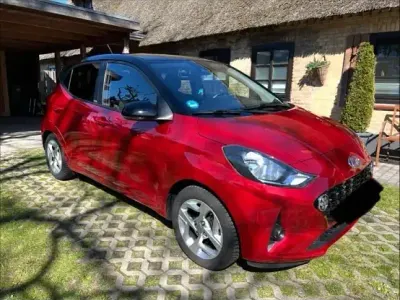 Gebraucht Hyundai i10 64 PS (47 kW) 2020 Rot Kleinwagen