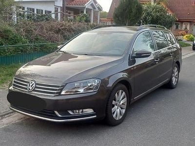 Gebraucht VW Passat Comfortline 140 PS (102 kW) 2011 Grau Kombi