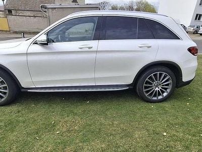 Gebraucht Mercedes GLC300 245 PS (180 kW) 2019 Weiß SUV