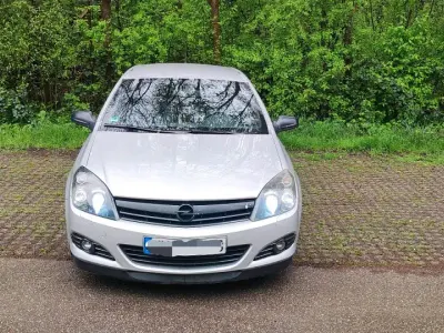 Gebraucht Opel Astra GTC 250 PS (183 kW) 2006 Grau Coupé