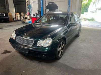 Mercedes C320