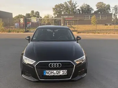 Gebraucht Audi A3 Design 150 PS (110 kW) 2019 Schwarz Limousine