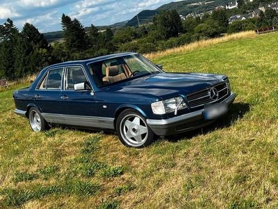 Blau Gebraucht 1984 Mercedes 380 SE Limousine | 15.490 €