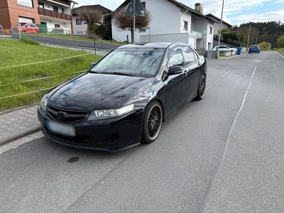 Begagnad Honda Accord 140 HK (102 kW) 2006 Svart Sedan