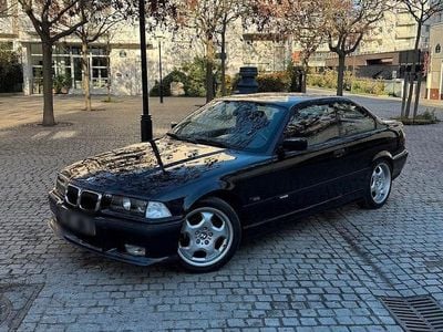 Second-hand BMW 328 M Sport 193 CP (141 kW) 1996 Negru Coupe