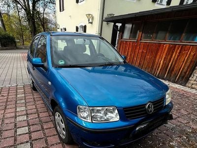Second-hand VW Polo 60 CP (44 kW) 2001 Albastru Break
