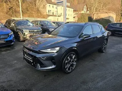 Używany Cupra Formentor VZ 333 KM (244 kW) 2025 Szary SUV
