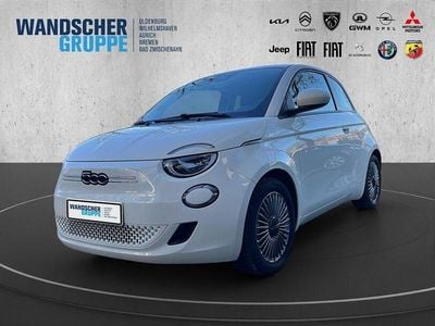 Weißschwarz Gebraucht 2023 Fiat 500e Basis Kleinwagen | 18.490 € (Superpreis)