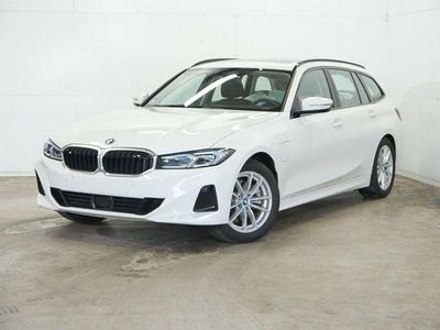 BMW 330e