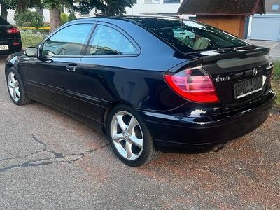 Mercedes C180