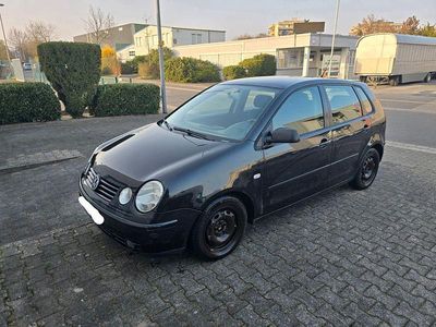 Gebraucht VW Polo 64 PS (47 kW) 2003 Schwarz Kleinwagen