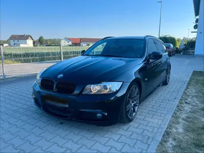 Gebraucht BMW 330 M Sport 245 PS (180 kW) 2012 Schwarz Kombi
