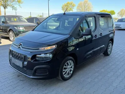 Gebraucht Citroën Berlingo Live 102 PS (75 kW) 2018 Schwarz Van / Kleinbus