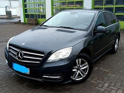 Mercedes R300