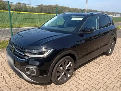 Używany VW T-Cross Style 110 KM (80 kW) 2021 Czarny SUV