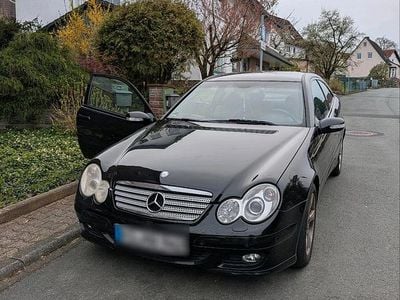 Usata Mercedes C220 150 CV (110 kW) 2004 Nero Coupé