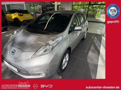 Gebraucht Nissan Leaf Acenta 80 kW (109 PS) 2017 Silver (m) Kleinwagen