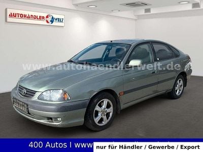 Second-hand Toyota Avensis Sol 150 CP (110 kW) 2001 Verde Berlinǎ