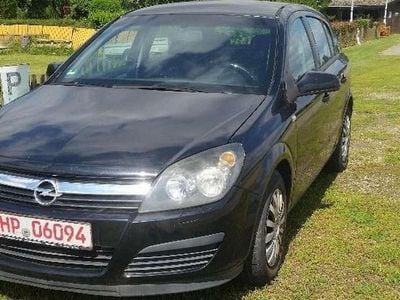 Second-hand Opel Astra Edition+ 105 CP (77 kW) 2005 Negru Berlinǎ