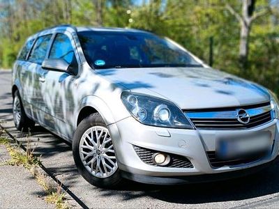 Usata Opel Astra 145 CV (106 kW) 2008 Argento Station wagon