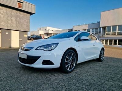 Opel Astra GTC