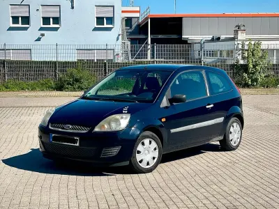 Usata Ford Fiesta 69 CV (50 kW) 2007 Blu Utilitaria