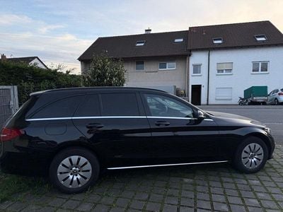 Second-hand Mercedes C200 150 CP (110 kW) 2019 Negru Break