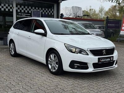 Gebraucht Peugeot 308 SW Active 131 PS (96 kW) 2018 Weiß Kombi