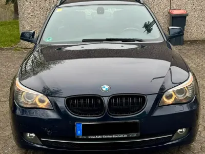 Gebraucht BMW 520 177 PS (130 kW) 2010 Blau Kombi
