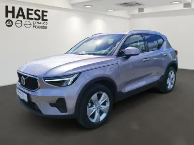 Gebraucht Volvo XC40 Core 163 PS (119 kW) 2025 Aurora silver / metallic SUV