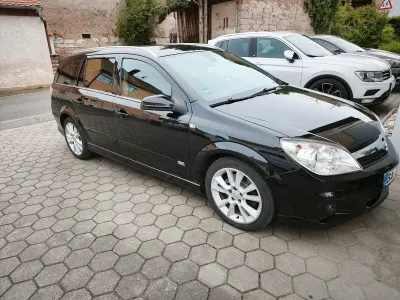 Używany Opel Astra OPC 179 KM (131 kW) 2008 Czarny Kombi