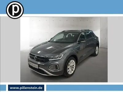 Second-hand VW T-Roc Life 110 CP (80 kW) 2023 Gri SUV