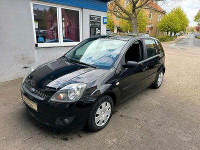 gebraucht Ford Fiesta Style 1,3 / Klima 5 Türig TÜV 10.2025